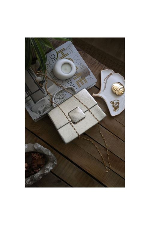 Silver Parlak Kare Tokalı Taş Tutma Saplı El Çantası