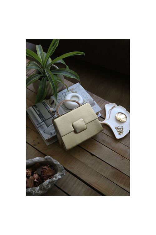 Gold Parlak Kare Tokalı Taş Tutma Saplı El Çantası