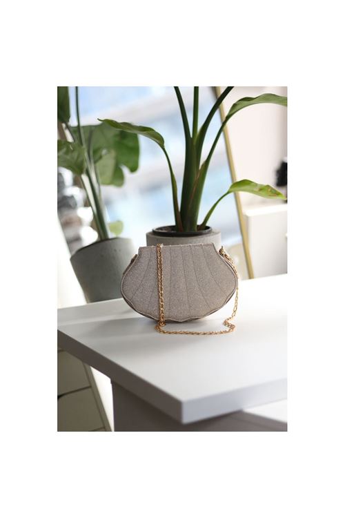 Kadın Dore Simli İstiridye Kalıp Zincirli El Omuz Çanta