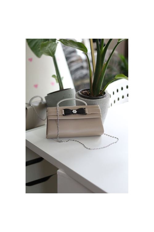 Vizon Çiçek Aksesuarlı Tutma Saplı Abiye El Çantası