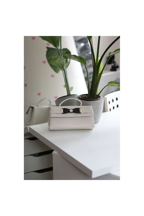 Krem Çiçek Aksesuarlı Tutma Saplı Abiye El Çantası