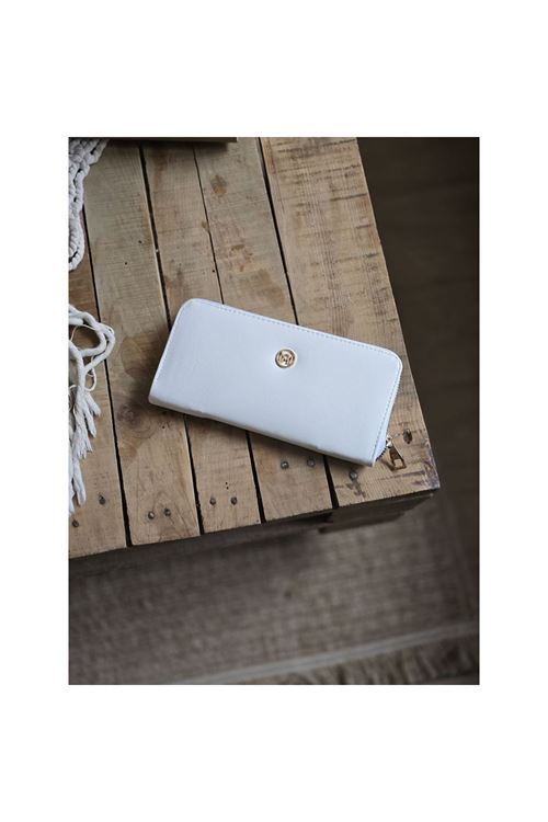 Beyaz Dokulu Slim Kartlık Detaylı Cüzdan