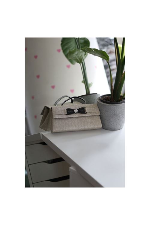 Gold Simli Çiçek Aksesuarlı Tutma Saplı Abiye El Çantası