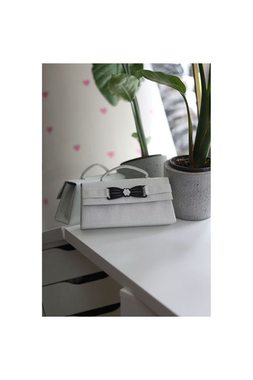 Beyaz Simli Çiçek Aksesuarlı Tutma Saplı Abiye El Çantası