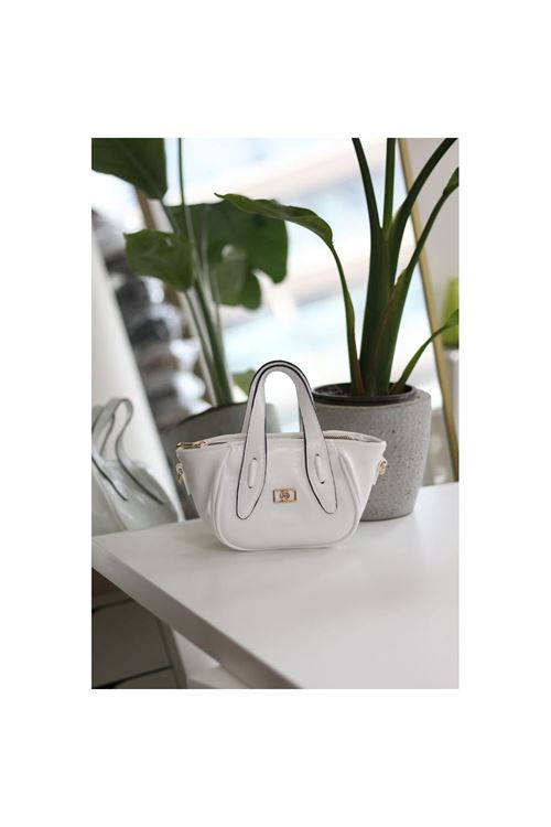 Kadın Beyaz Rugan Tutma Saplı Pouch El Çantası