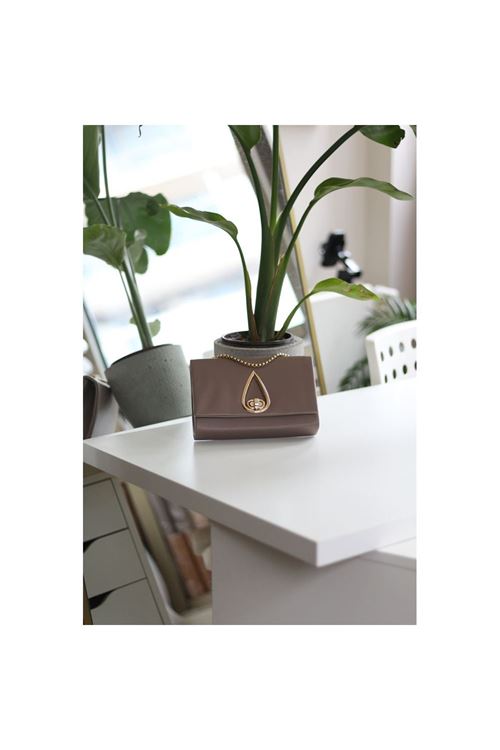 Kadın Vizon Damla Aksesuarlı Omuz Çantası