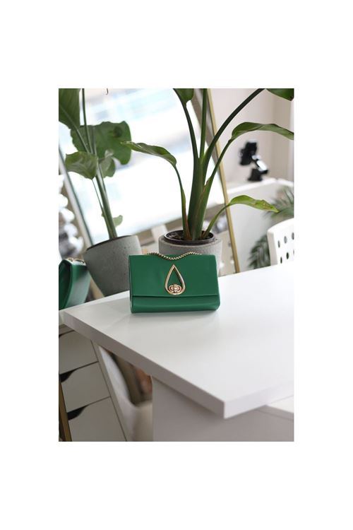 Kadın Koyu Yeşil Damla Aksesuarlı Omuz Çantası