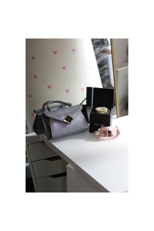 Platin Simli Kare Gold Aksesuar Detaylı Abiye Çanta