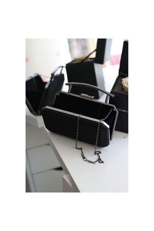 Kadın Siyah Metal Tutma Sap Detaylı Çizgi Doku Abiye Çanta