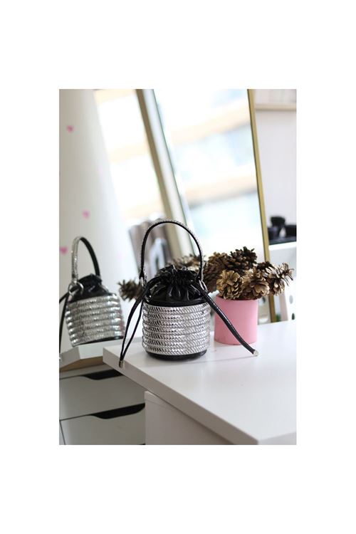 Kadın Siyah Özel Form Çapraz Taş İşleme Abiye Çanta