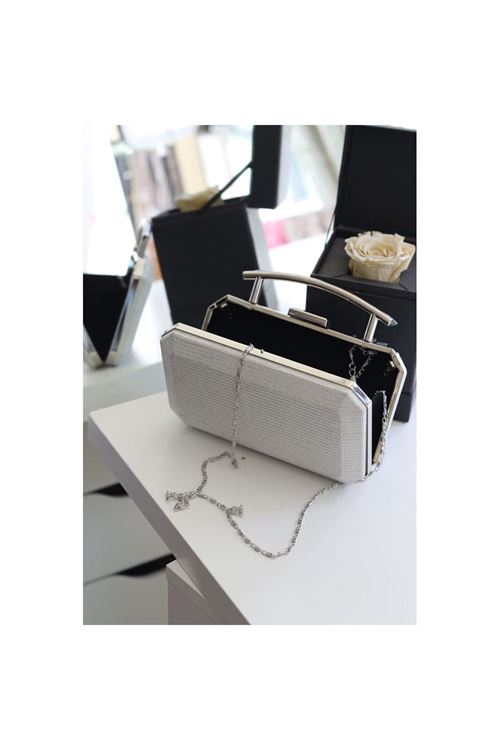 Kadın Beyaz Metal Tutma Sap Detaylı Çizgi Doku Abiye Çanta