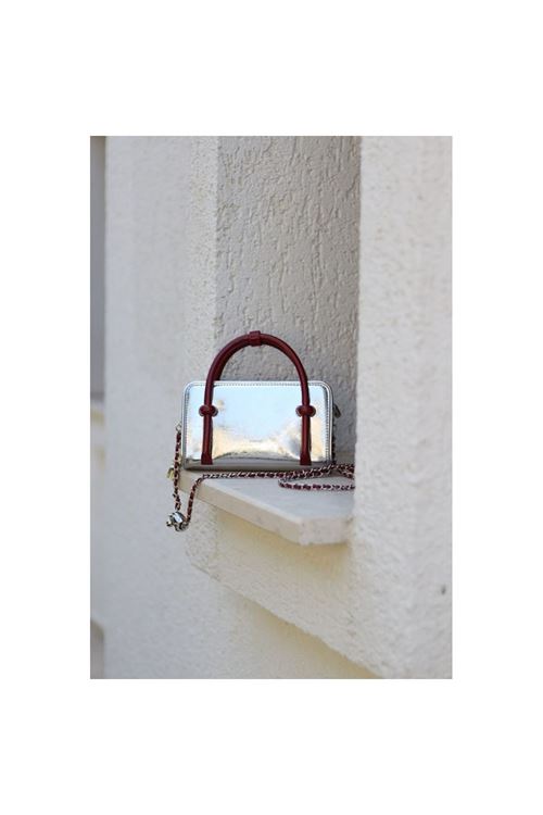 Kadın Silver Bordo Eskitme Dokulu Maskot Detaylı El ve Omuz Çantası