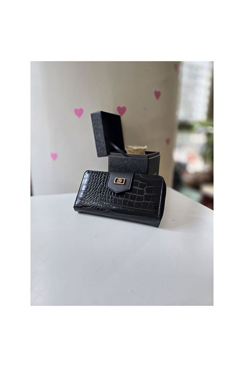 Kadın Siyah Kroko Dokulu Büyük Boy Kartlık Detaylı Cüzdan