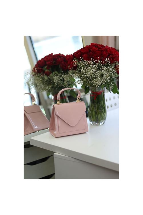 Kadın Pudra Rugan Kapak Detaylı Askılı Omuz Çantası