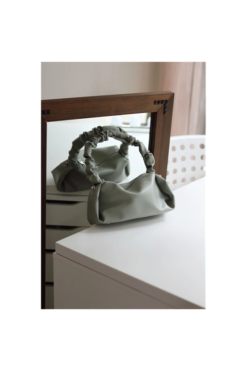 Kadın Mint Yeşili Büzgü Saplı Yumuşak Askılı Omuz Çantası