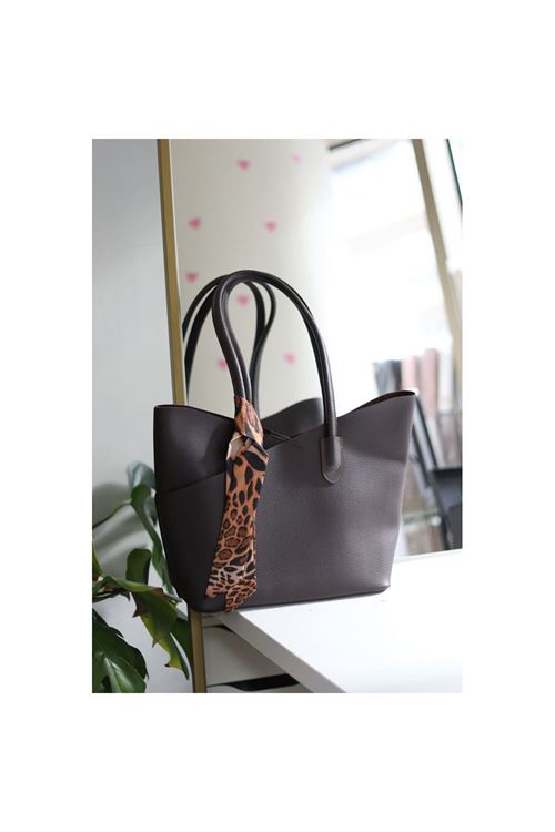 Acı Kahve Leopar Fular Detaylı Büyük Boy Omuz Çantası