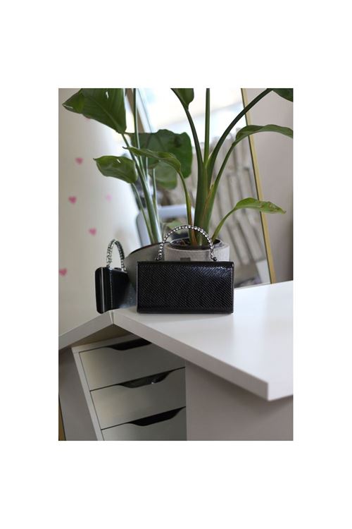 Kadın Krem Baklava Desenli İnce Düğüm Askılı Omuz Çantası