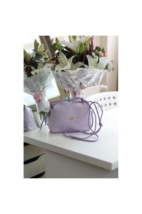 Kadın Lila Baklava Desenli İnce Düğüm Askılı Omuz Çantası