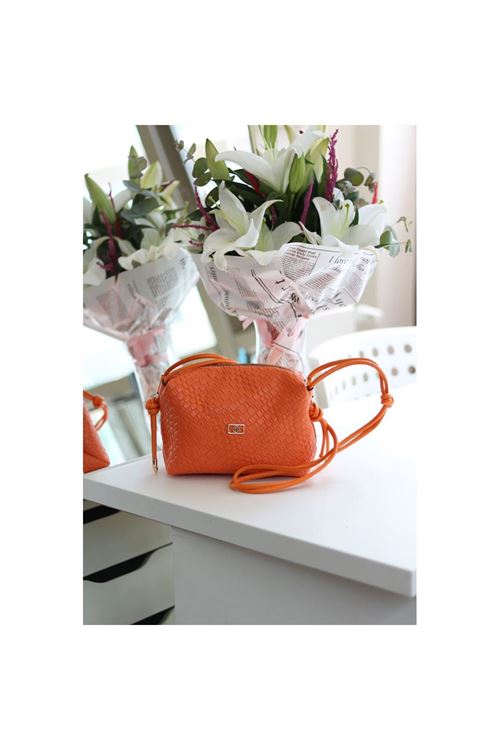 Kadın Turuncu Baklava Desenli İnce Düğüm Askılı Omuz Çantası