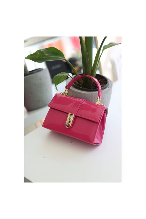 Kadın Fuşya Rugan Toka Detaylı Zincirli El Omuz Çantası