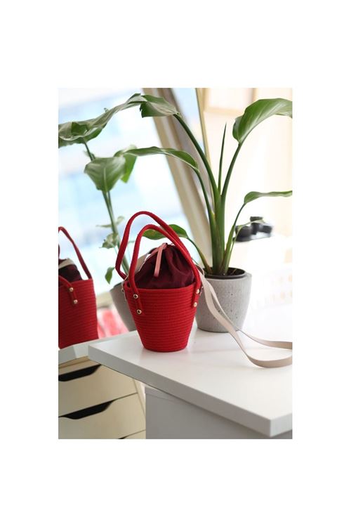 Kadın Kırmızı Örme Çift Kulp Ağzı Büzgülü Askı Detaylı Omuz Çantası