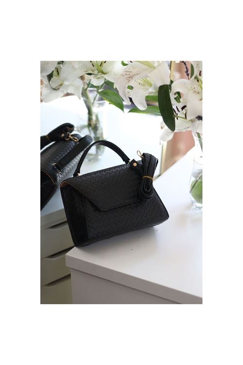 Kadın Siyah Kare Desenli Zarf Formlu Tutmalı El Omuz Çantası