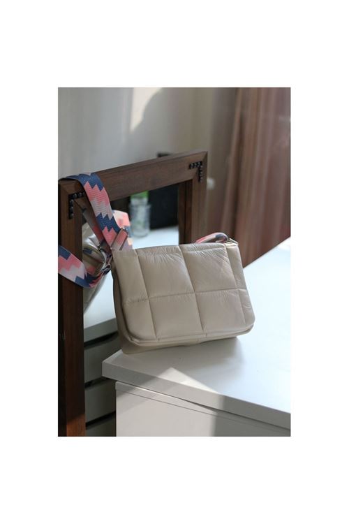 Kadın Krem Kare Desenli Paraşüt Kumaş Omuz Çantası