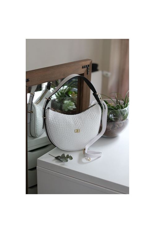 Kadın Beyaz Kroko Oval Askılı Omuz Çantası