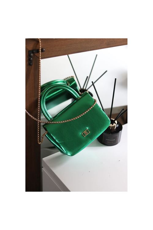 Kadın Yeşil Parlak Renkli Zincir Detaylı El Çantası