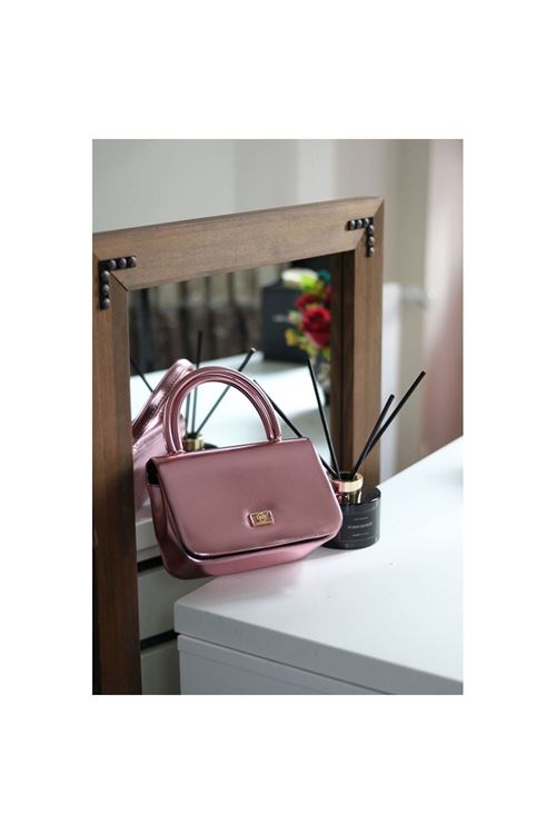 Kadın Pudra Parlak Renkli Zincir Detaylı El Çantası