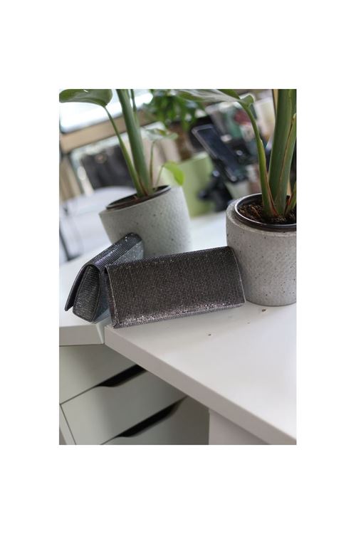 Kadın Platin Taş Kapak Detaylı Zincirli Abiye Omuz Çantas