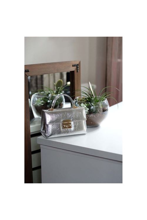 Kadın Silver Kilit Detaylı Askılı Omuz Çantası
