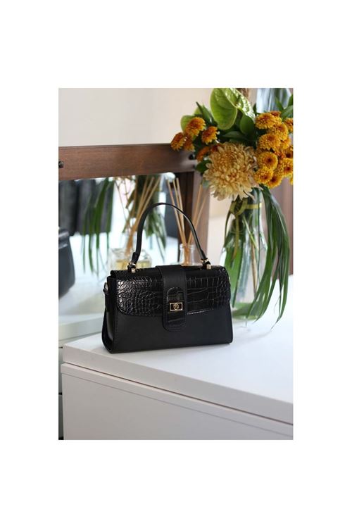 Kadın Siyah Askılı El Omuz Çantası