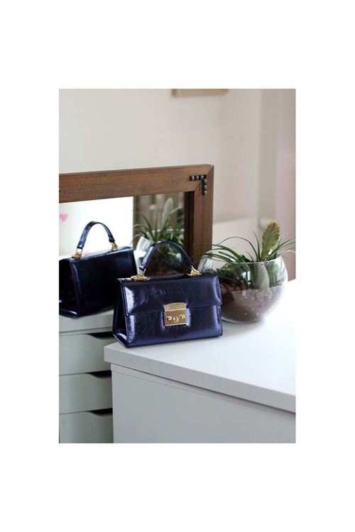 Kadın Mavi Kilit Detaylı Askılı Omuz Çantası