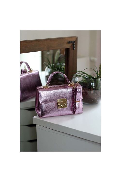 Kadın Pembe Kilit Detaylı Askılı Omuz Çantası