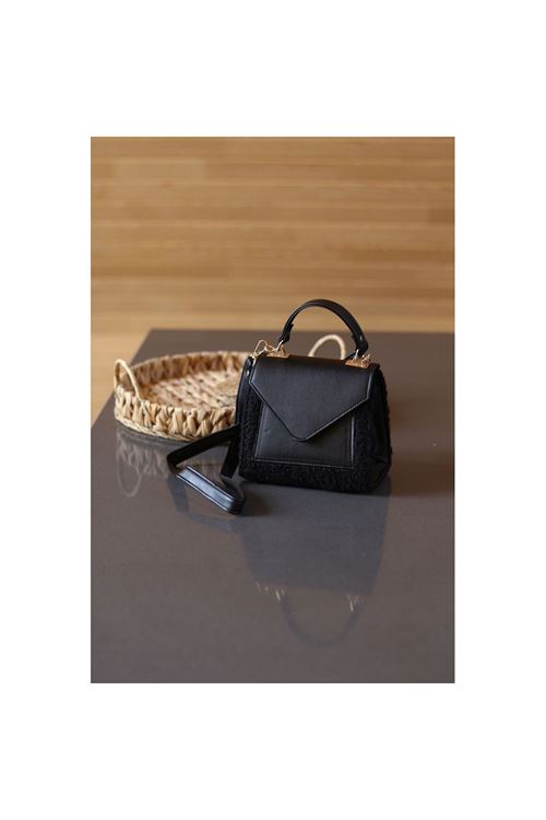 Kadın Siyah Peluş Kapak Detaylı El ve Omuz Çantası