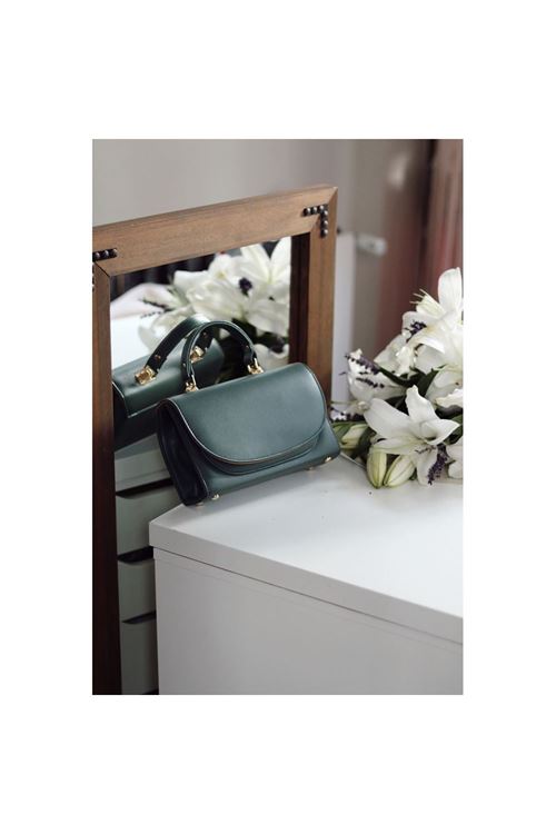 Kadın Haki Oval Kapak Detaylı Askılı Omuz Çantası