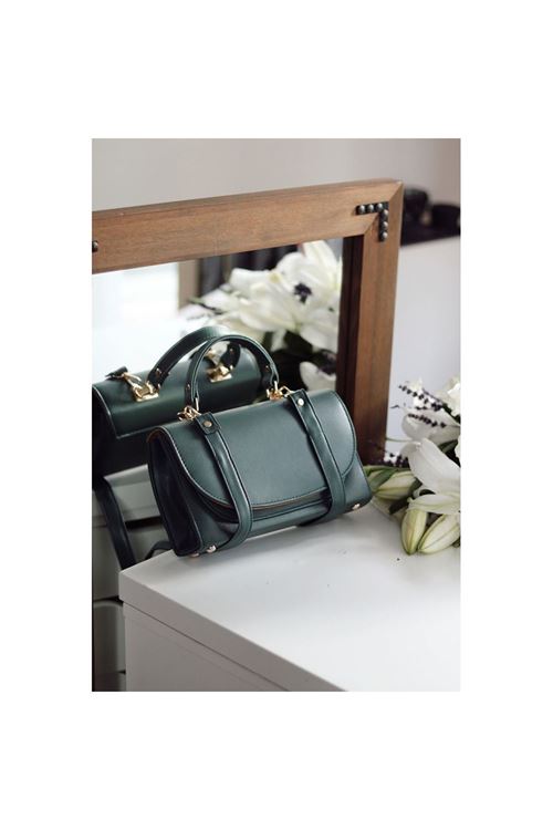 Kadın Haki Oval Kapak Detaylı Askılı Omuz Çantası