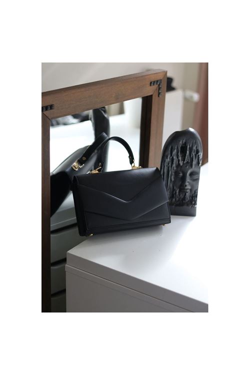 Siyah Zarf Tutma Saplı Omuz Çantası