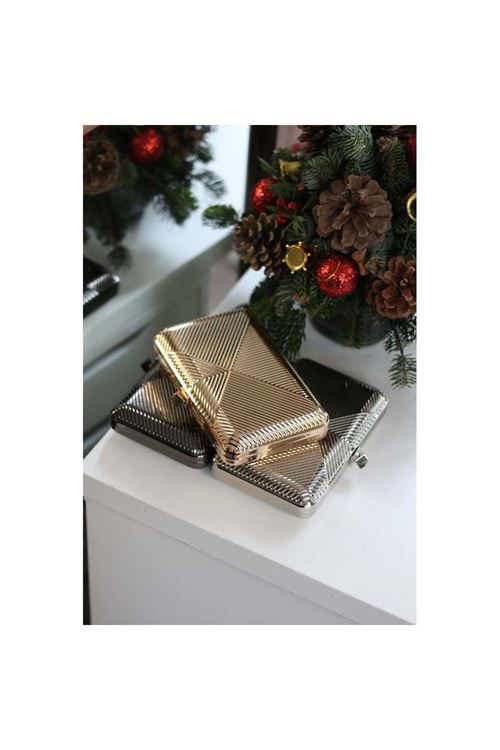 Kadın Gold Metal Zincir Askılı Abiye Çanta