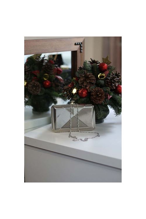 Kadın Gümüş Metal Zincir Askılı Abiye Çanta