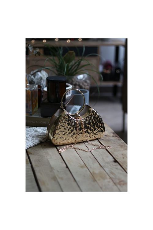 Gold Taş Doku Metalik Oval Tutma Form Abiye El Çantası