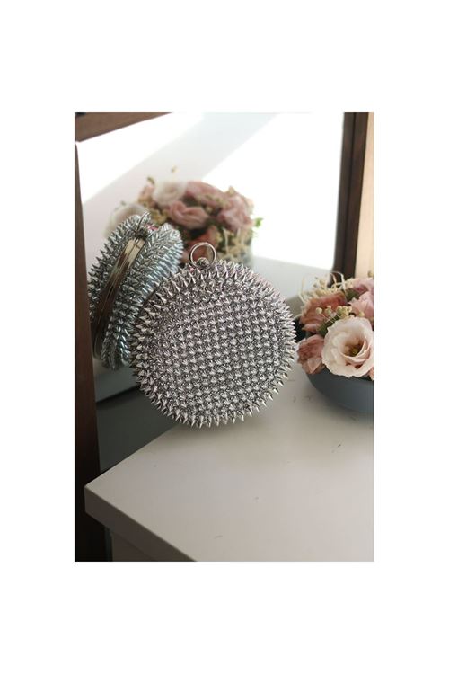 Kadın Gümüş Yuvarlak Sivri Uçlu Metal Abiye Çanta