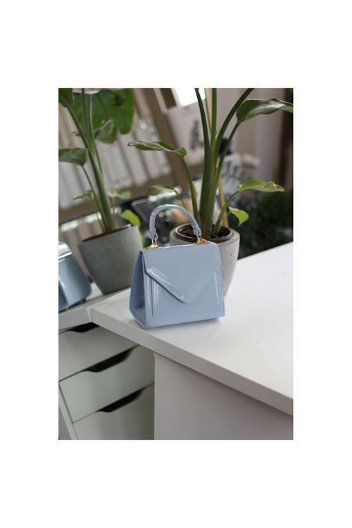 Kadın Bebe Mavi Rugan Kapak Detaylı Askılı Omuz Çantası