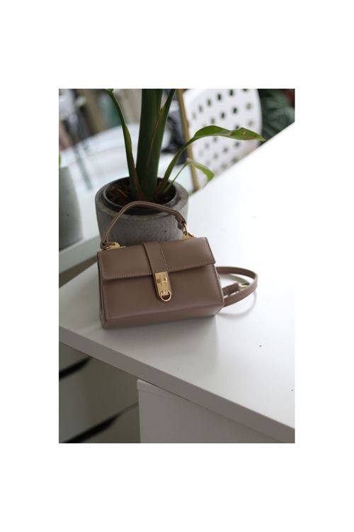 Kadın Vizon Toka Detaylı Zincirli El Omuz Çantası