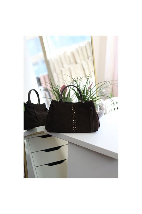 Kadın Acı Kahve Süet Gold Zımba Detaylı Omuz Çantası