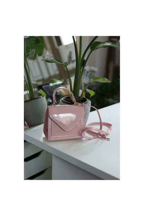 Kadın Pudra Rugan Kapak Detaylı Askılı Omuz Çantası