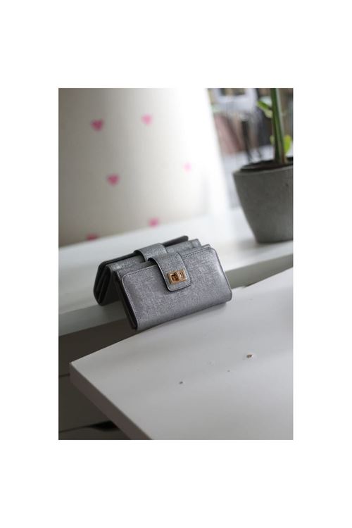 Kadın Gri Gold Aksesuar Detaylı Cüzdan