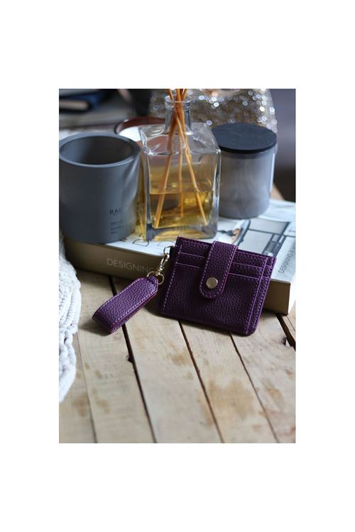 Kadın Mor Mini Maskot Kartlık