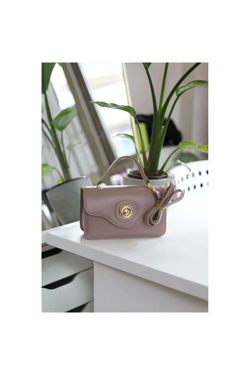 Kadın Vizon Gold Oval Toka Detaylı Yumuşak Deri El Omuz Çantası